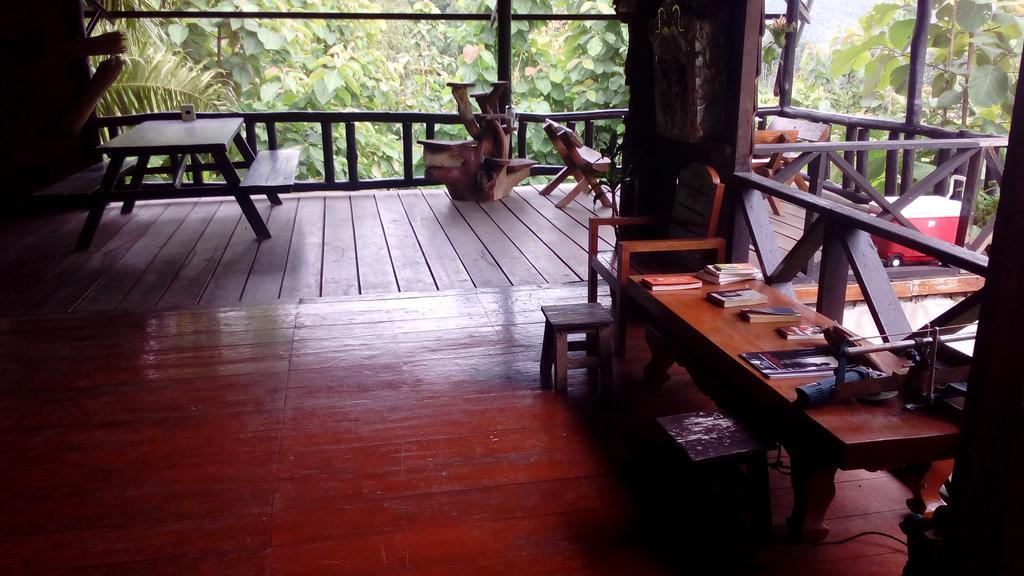 The Local Story Resort Ban Mon Talaeng Buitenkant foto